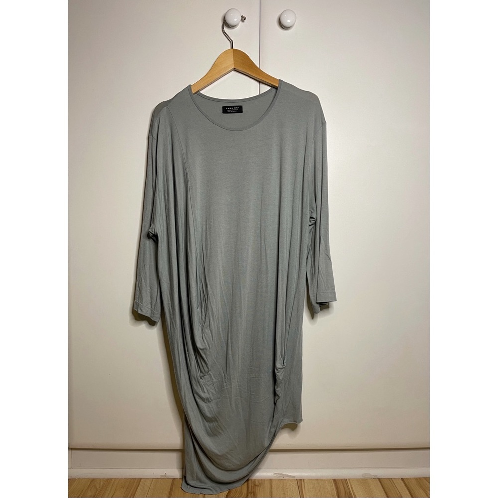 Long quarter sleeve t-shirt